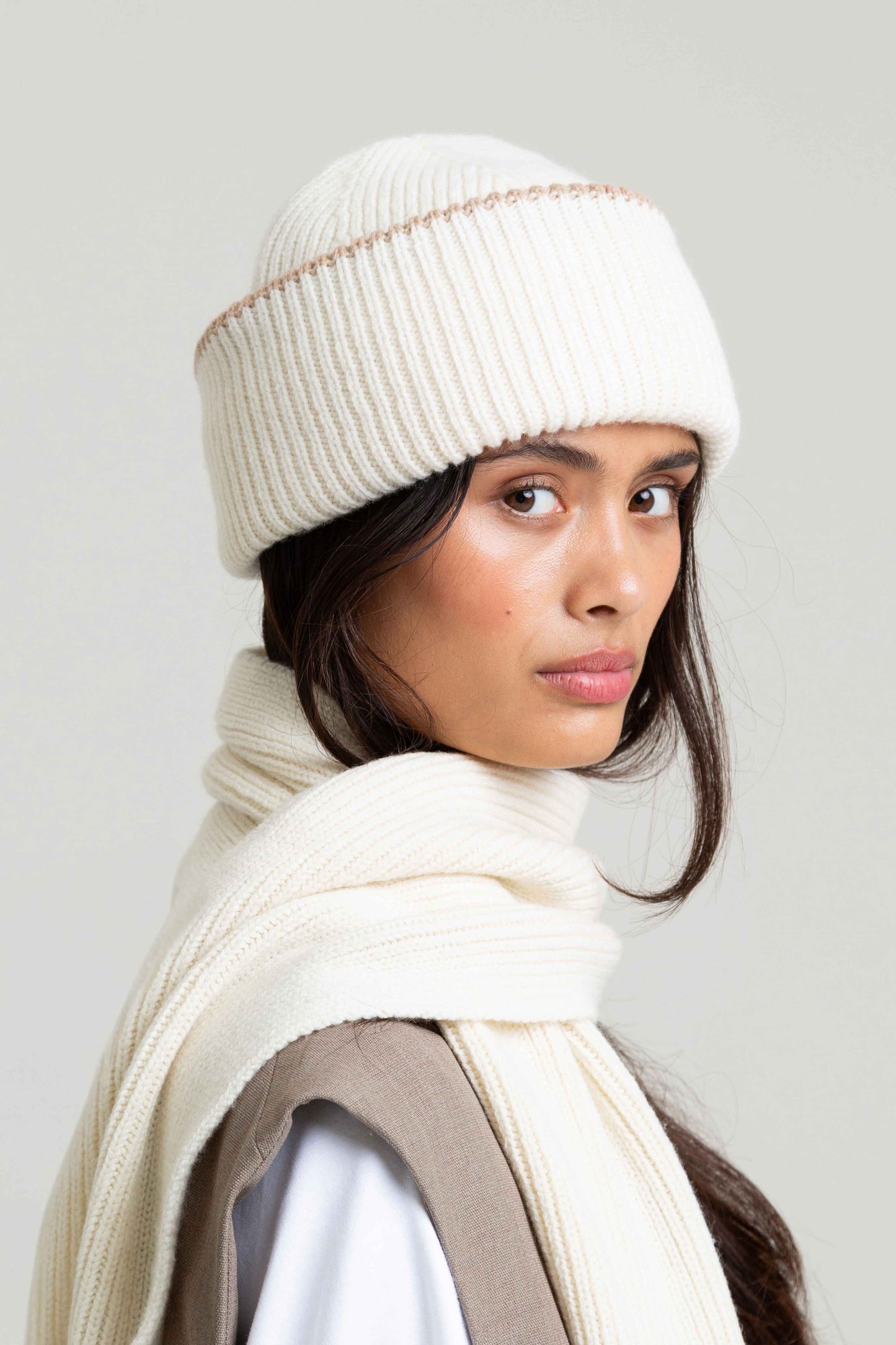 Chunky Soft Wool Beanie Hat - Ecru