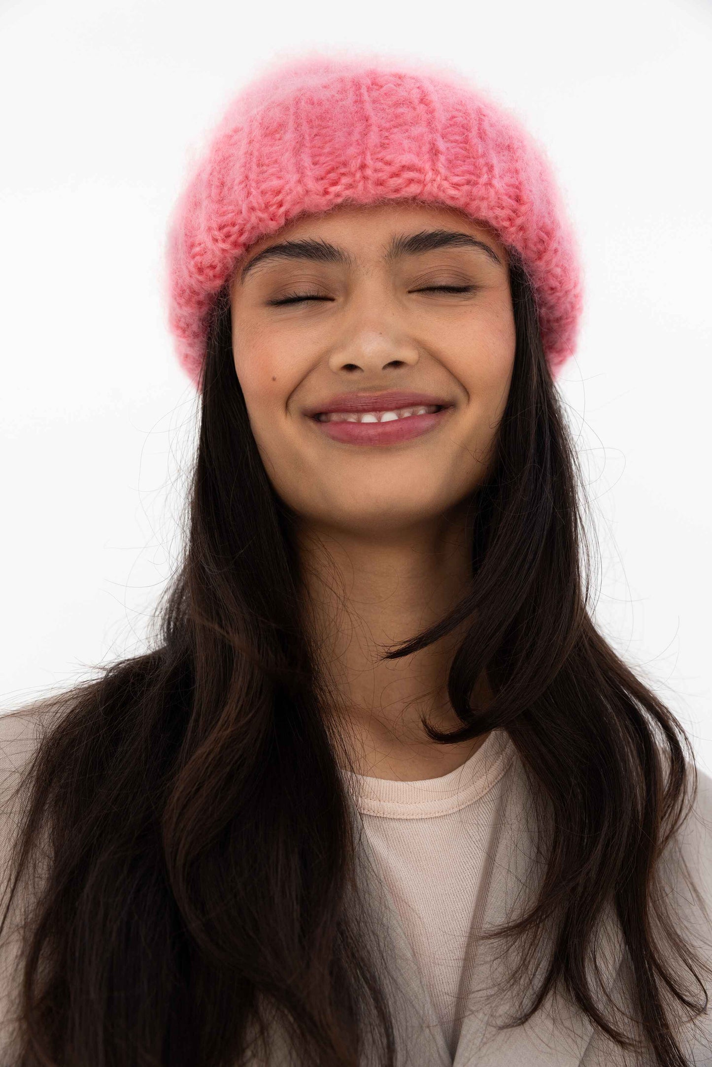 Brushed Mohair-Wool Beanie Hat - Rose