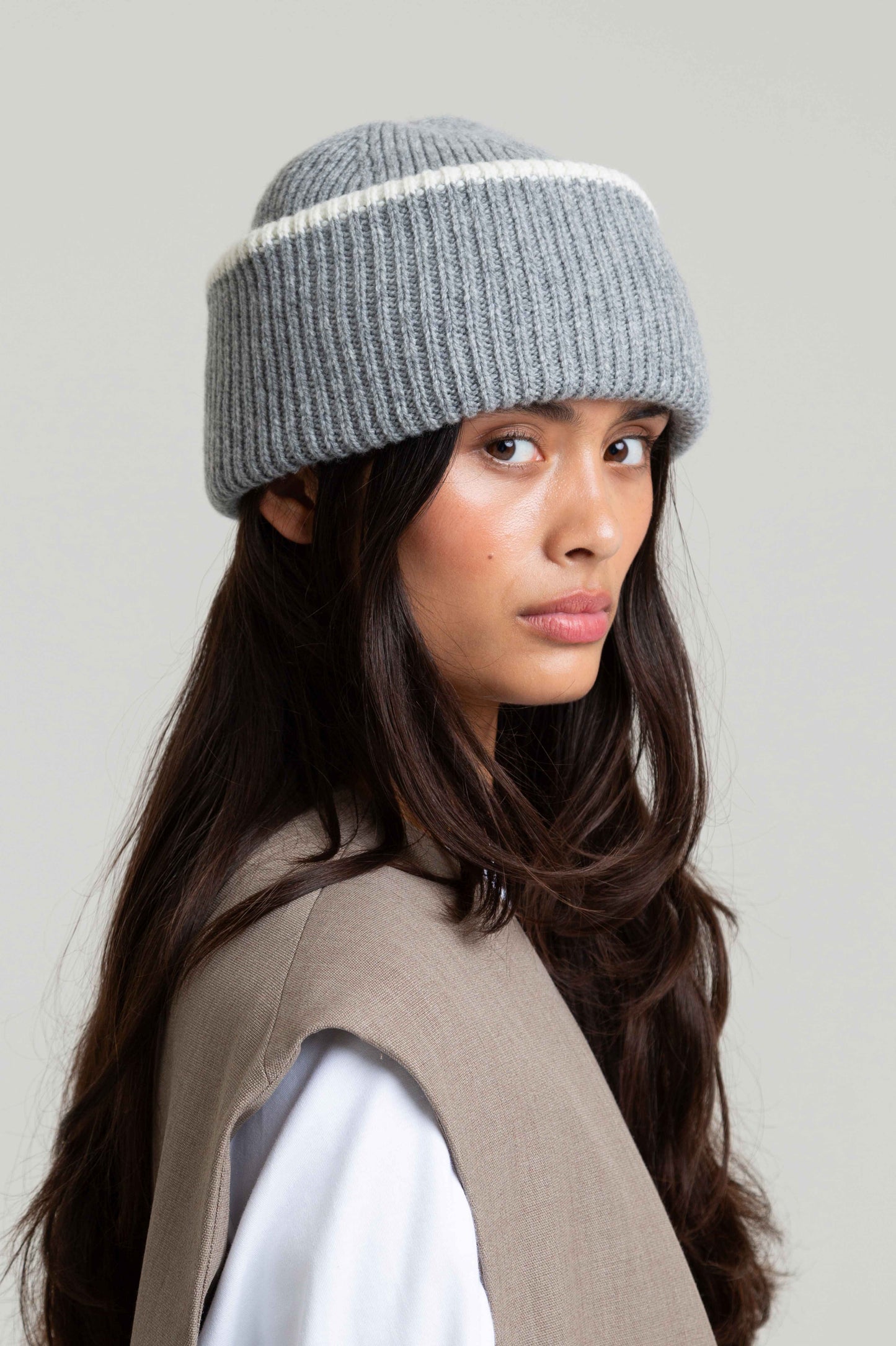 Chunky Soft Wool Beanie Hat - Grey