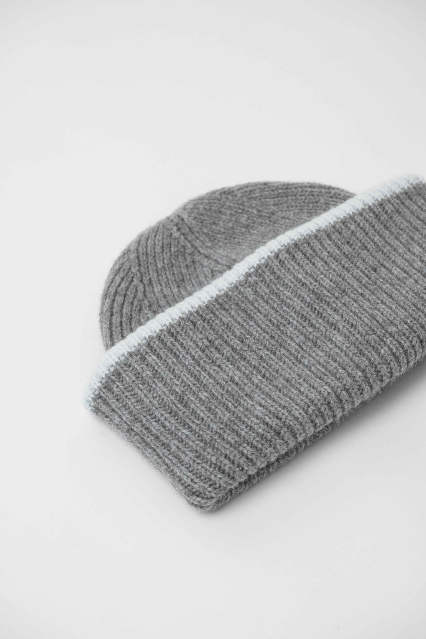 Chunky Soft Wool Beanie Hat - Grey